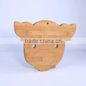 Bamboo Oval Choping Board With Handle thumbnail-2