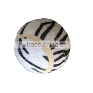 2014 Hot Dog Toy / Tennis Ball thumbnail-6