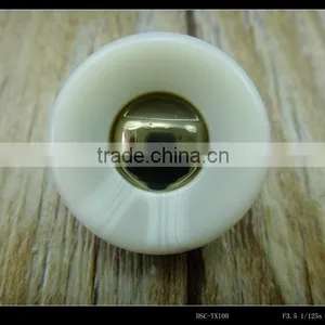 Fashion Style Plastic Resin Button thumbnail-1