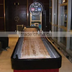 Wooden Shuffleboard Table Game Machine With Score Function thumbnail-2