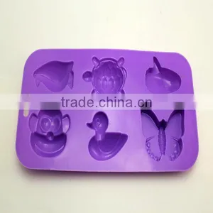Custom Silicone Ice Tray thumbnail-2