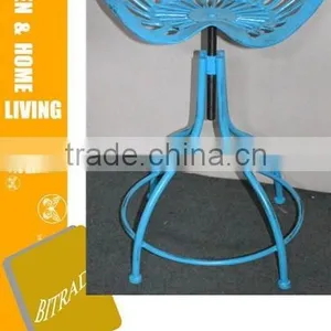 Metal Roud Turn Chair thumbnail-4