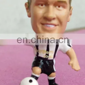 Football Player Pvc Figure thumbnail-1