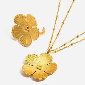 Custom 18K Gold Plated Round Stainless Steel Rhinestone Charm Necklace - Fashion Jewelry thumbnail-5