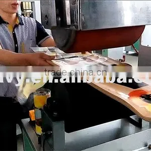 Colorful Patterns Plane Shaped Skateboard Printing Machine thumbnail-3