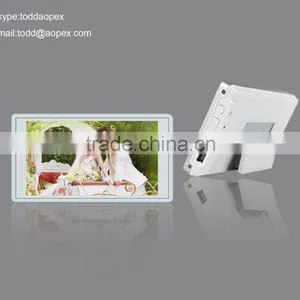 Wearable Video Name Tag Video Badge Video Photo Player VNT-1000B 9-11hrs Display 4GB Memory 3'' Screen W/ Hang Rope thumbnail-3