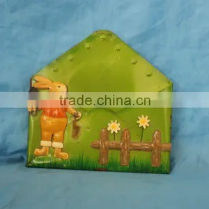 Metal Letter Holder thumbnail-1