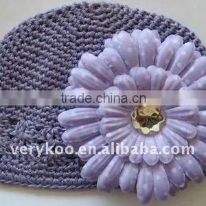 Crochet Newsboy Beanie Kufi Hats With a Daisy Flower thumbnail-1