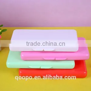 China Manufacturer Non-toxic Soft Skin Care Plastic Baby Wet Wipe Containers thumbnail-3