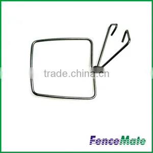 Vineyard Trellis Post Clip thumbnail-1