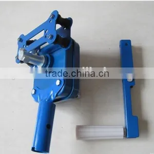 Good Quanlity Greenhouse Manual Roll up Machine thumbnail-1