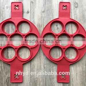 2017 Wholesale Flippin Fantastic BPA Free Food Grade Silicone Pancake Mold thumbnail-3