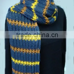 Lady's Scarf thumbnail-1