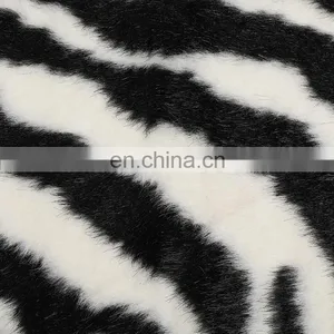 Popular Upscale Comfortable so Soft Imitation Animal Fur Shaggy Living Room Rugs Carpet thumbnail-4