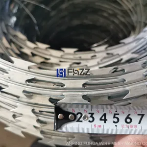 Galvanized Razor Blade Barbed Wire BTO-30 450mm Diameter for Security Concertina Fencing Wire thumbnail-3