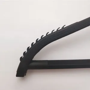 Adult Non-slip Black Plastic Hangers With Clips for Clothes Economic Durable Windproof Swivel Rack thumbnail-3