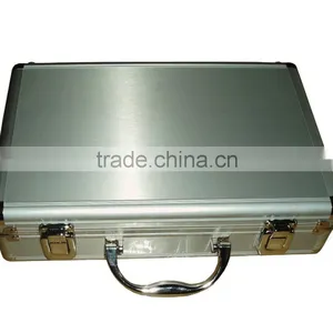 Aluminum Sliver Briefcase thumbnail-2
