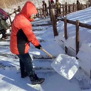 Heavy Duty Metal Snow Shovel 15 Inch Aluminum Blade for Ice Scraping Driveway Garage Outdoor Use, Bulk Snow Shovels Factory thumbnail-4