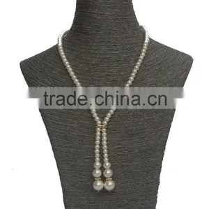 Chinese Blue And White Porcelain Fabric Bracelet Display Stand thumbnail-1