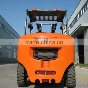 High Quality Cheap Price 5 Ton Counter Weight Gasoline Engine Forklift Trucks for Sale thumbnail-3