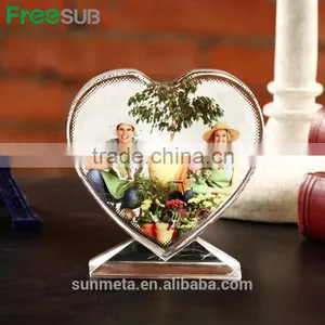 Sunmeta Factory Love Heart Shape Sublimation Crystal Picture Frame for Birthday Gift thumbnail-1