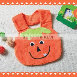 Baby's Lovely Bib thumbnail-1
