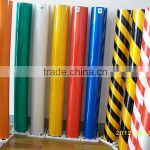 Black and Yellow Waterproof PVC Reflective Stickers for Traffic Roads With Arrow Designs thumbnail-1