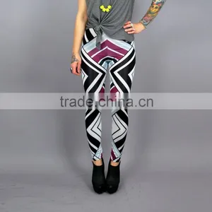 SUBLIMATED PRINTED LEGGING thumbnail-2