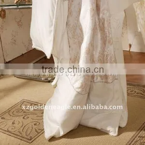 Soft & Luxury 100% Pure Silk Jacquard Quilt 4 Seasons thumbnail-1