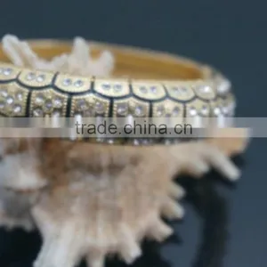 Hot Sales Shiny Square Rhinestone Embedded Zinc Alloy Bangles thumbnail-2