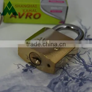 Iron Padlock thumbnail-2