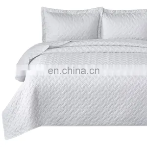 Soft 100% Polyester Fade Resistance Eco-friendly White Plain Quilt For Sale thumbnail-7