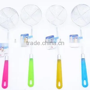 Noodle Skimmer Metal Skimer With Plastic Handle thumbnail-1