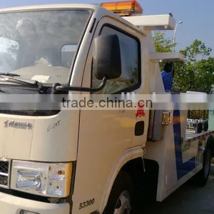 Dongfeng 4x2 4t Hydraulic Tow Truck thumbnail-1