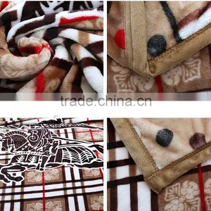 Hot Sale Super Soft Plush Flannel Blanket thumbnail-4