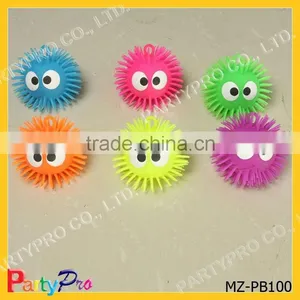 Cross-eye Puffer Ball thumbnail-1