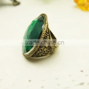 Green Big Round Gemstone Cutting Flower Vintage Ring Jewelry For Women thumbnail-5