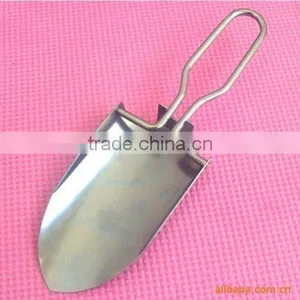 Mini Folding Shovel thumbnail-1