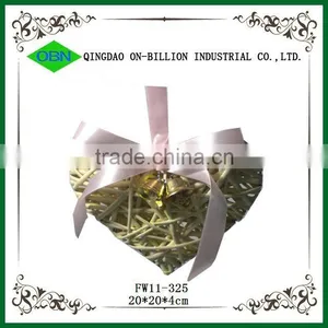 2014 Holiday Willow Heart Decoration thumbnail-1