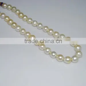 Factory Direct 9-9.5mm AA White Round South Sea Pearl Strands thumbnail-2