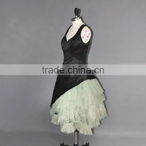 European Latest Style High Quality V Neck Wedding Dress thumbnail-5