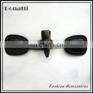 Hot Sale Leather Horn Toggle Buttons for Garments thumbnail-1
