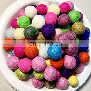 Factory Supply Customized Size Wool Chemical Fiber Tennis Ball thumbnail-1