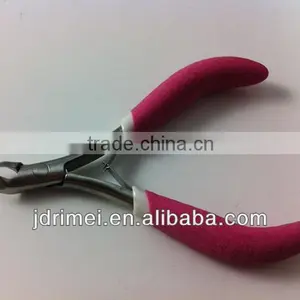 Funcy Cuticle Nail Nipper With Plastic Cover thumbnail-1
