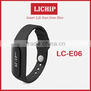 Text Message/Tracking Motion/music Play/Fine Phon/sleeping Monitor/Touch Screen E06 Smart Bracelet thumbnail-1