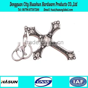 Made in China Rhinestone Cross Keychain thumbnail-1