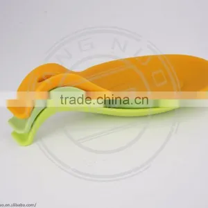 Silicone Spoon Holder thumbnail-2