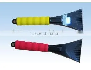 Plastic Ice Scraper thumbnail-1