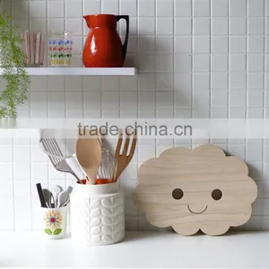 Happy Cloud Wooden Sweet Serving Tray Bread Board Retro Dutch Design thumbnail-1