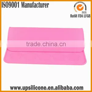 Practical 30-cavity Oven Baking Pastry Mould Silicone Macaron Sheet Mat thumbnail-3